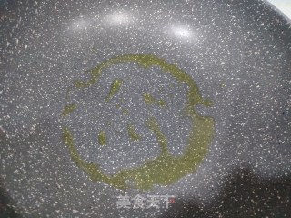 haithsun不粘锅试用  草莓鸡蛋饼的做法步骤：6