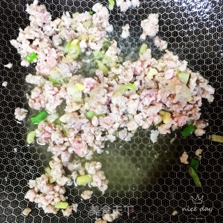 尖椒肉末夹饼的做法步骤：12