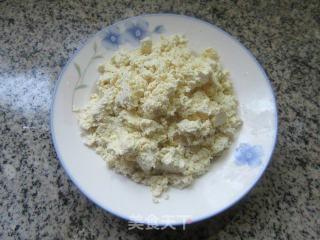 青椒鸭蛋抓炒老豆腐的做法步骤：4
