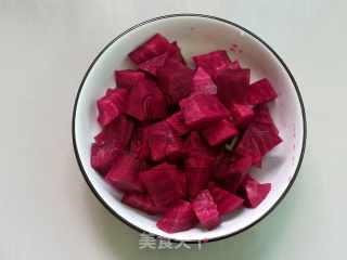 红菜头牛腩果蔬汤的做法步骤：3