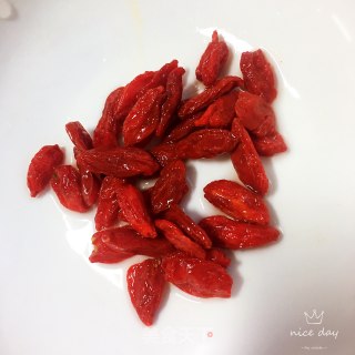 枸杞山药红枣大米糊的做法步骤：1