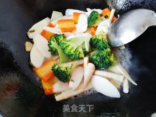 三色素小炒的做法步骤：5