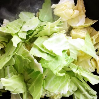 炝炒圆白菜的做法步骤：5