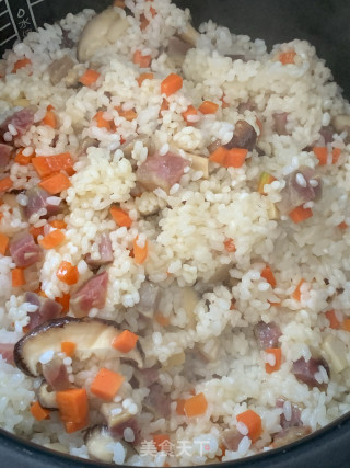菌菇腊肠焖饭的做法步骤：6