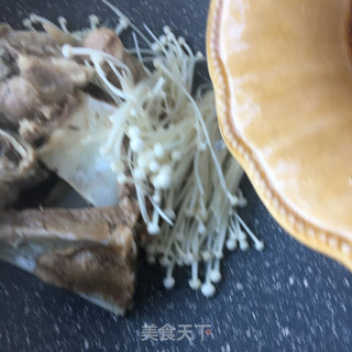 大骨汤的做法步骤：11