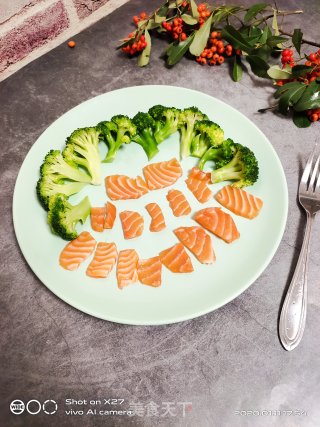 三文鱼西蓝花的做法步骤：6