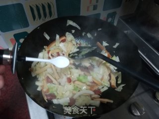 #腊味#腊肠炒椰菜的做法步骤：6