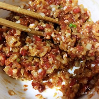 牛肉洋葱馄饨的做法步骤：7