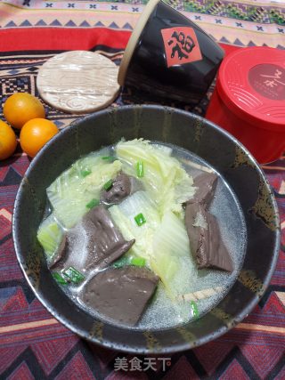 白菜鸭血汤的做法步骤：7