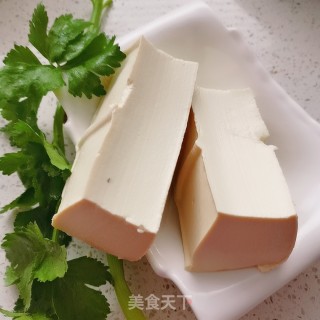 红烧豆腐的做法步骤：1