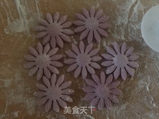 南瓜花样脂油饼的做法步骤：11