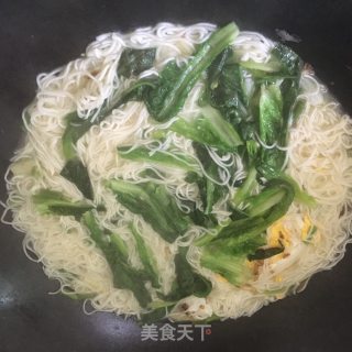 香葱青菜荷包蛋面的做法步骤：6