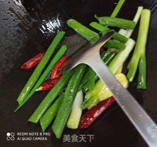 小龙坎干碟辣烧牛肉的做法步骤：2