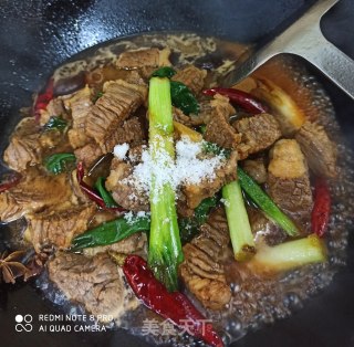 小龙坎干碟辣烧牛肉的做法步骤：4
