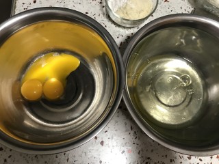 桃子芝士慕斯的做法步骤：4