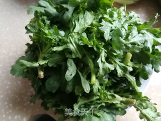 粉蒸茼蒿的做法步骤：1