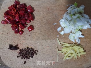 辣炒鸡丁的做法步骤：4