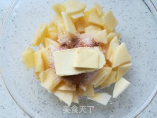 苹果酥粒蛋糕apple crumble  cake的做法步骤：1