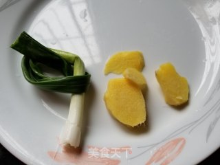 白灼虾的做法步骤：3