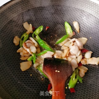 猪肉炒白蘑菇的做法步骤：5