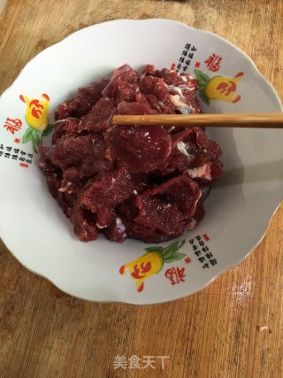 美味牛肉汤的做法步骤：2