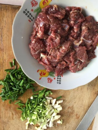 美味牛肉汤的做法步骤：3