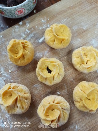 南瓜豆沙包的做法步骤：7