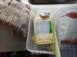 奶酥雪花酥的做法步骤：1