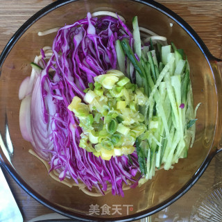 甘蓝黄瓜丝拌饸饹的做法步骤：5