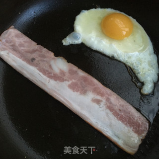 培根鸡蛋手抓饼的做法步骤：4