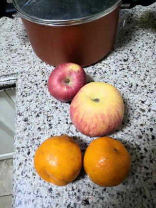 水果汤圆的做法步骤：1