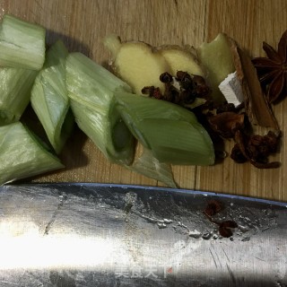 红烧牛腩的做法步骤：5
