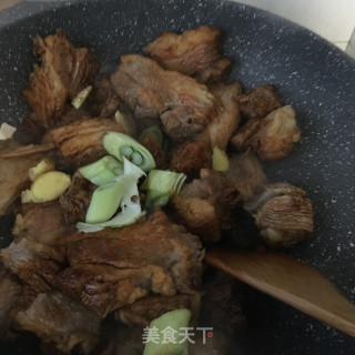 红烧牛腩的做法步骤：11