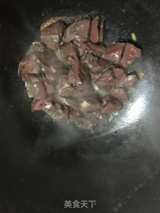烧牛红的做法步骤：4