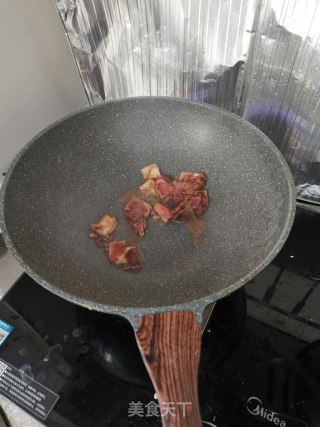 蒜苔炒肉的做法步骤：4