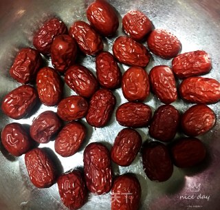 红枣花糕的做法步骤：1
