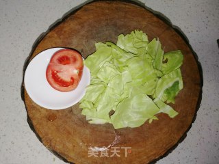 西红柿炒圆白菜的做法步骤：2