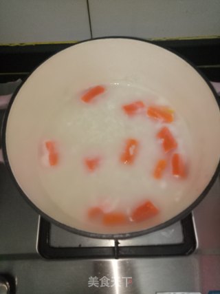 胡萝卜大米粥的做法步骤：5