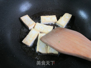 水笋烧老豆腐的做法步骤：3
