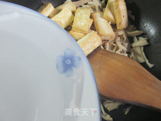 水笋烧老豆腐的做法步骤：6