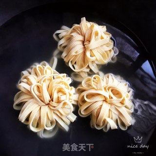 红火豆皮花的做法步骤：6