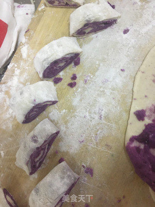 紫薯卷的做法步骤：3