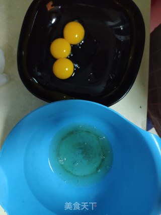 草莓蛋糕的做法步骤：1