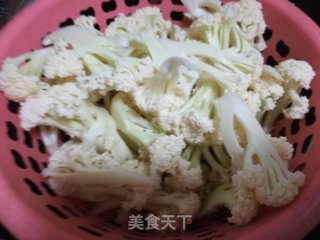 干煸腊肉菜花的做法步骤：2