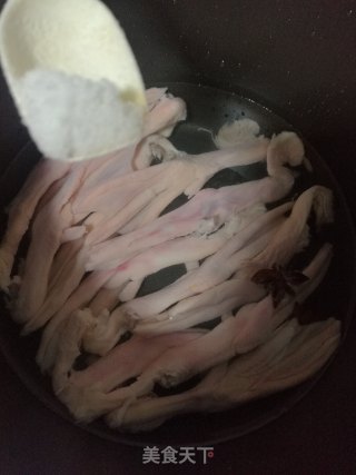 抓财鸭爪的做法步骤：3