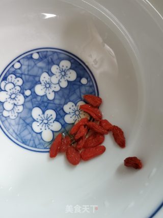 金瓜甜酒汤圆的做法步骤：5