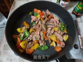 彩椒炒鸡肝的做法步骤：9