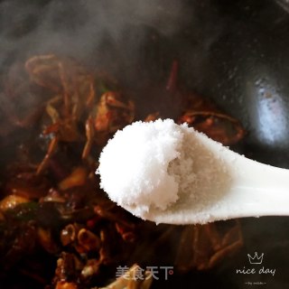 香辣河蟹的做法步骤：7