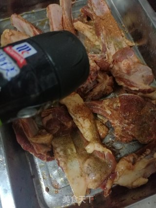 喜气洋洋烤羊排的做法步骤：6