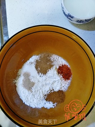 干炸沙丁鱼的做法步骤：2